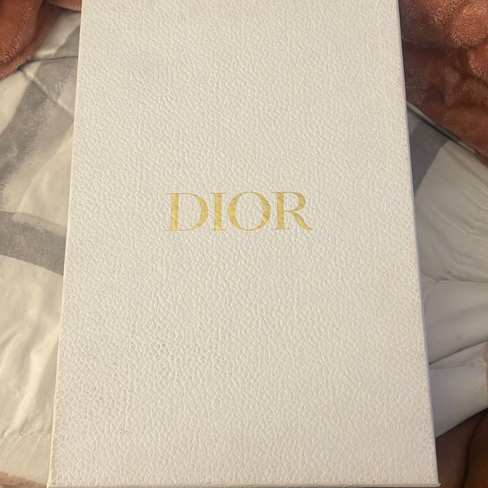 DIOR SNEAKERS